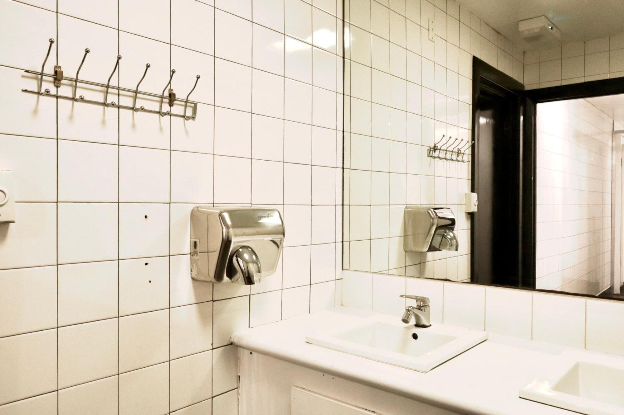 Auberge de jeunesse Ritz For Backpackers à Ville de Ville de Melbourne Extérieur photo